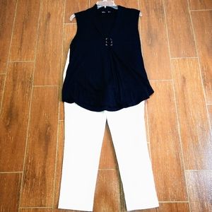 Sold Liz Claiborne Pants Size 4P and Cable & Gauge Top Size Med Bundle